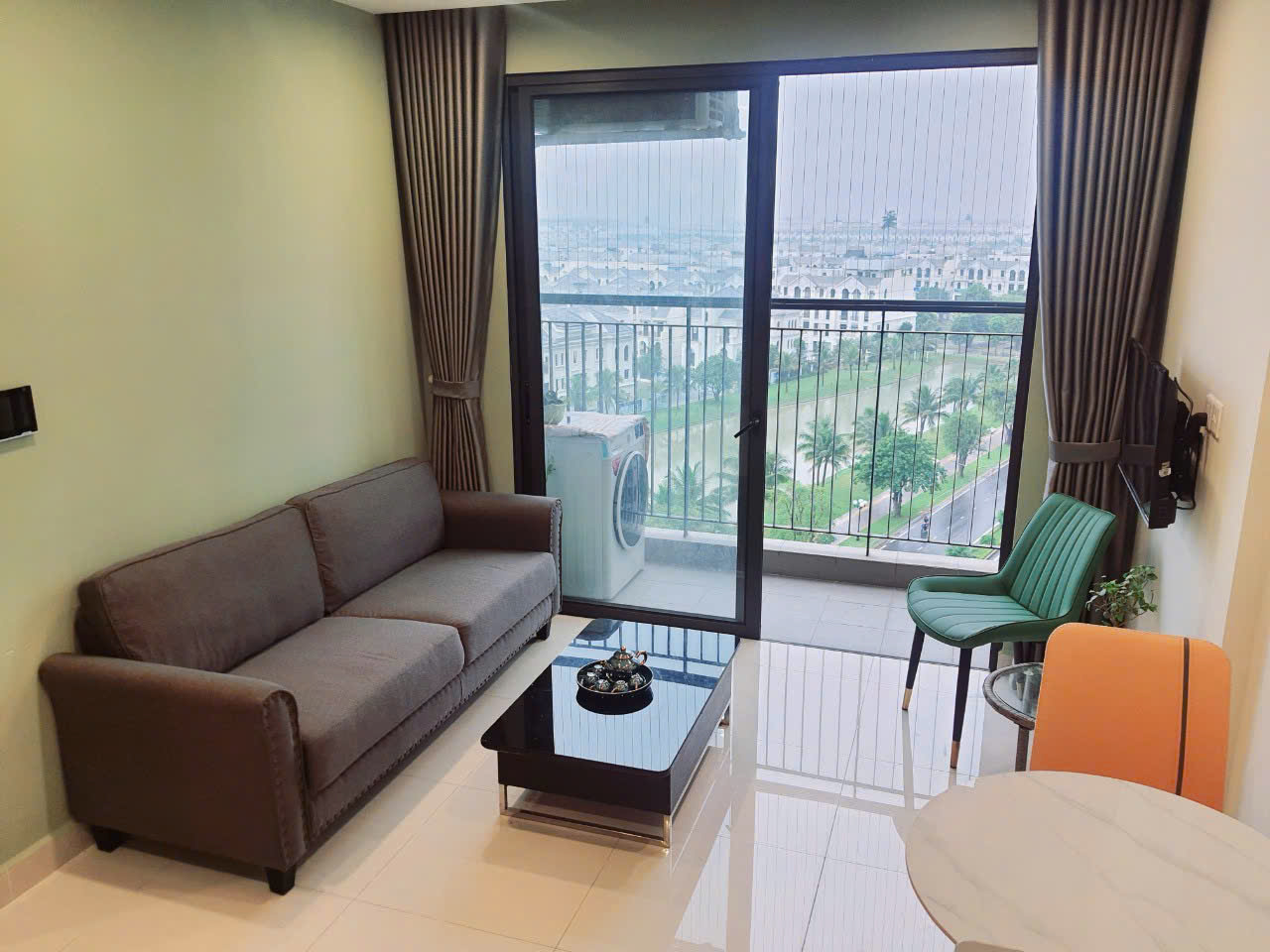 VINHOMES OCEAN PARK 1 Giá 2.5 tỷ 2 ngủ view hồ 16023969