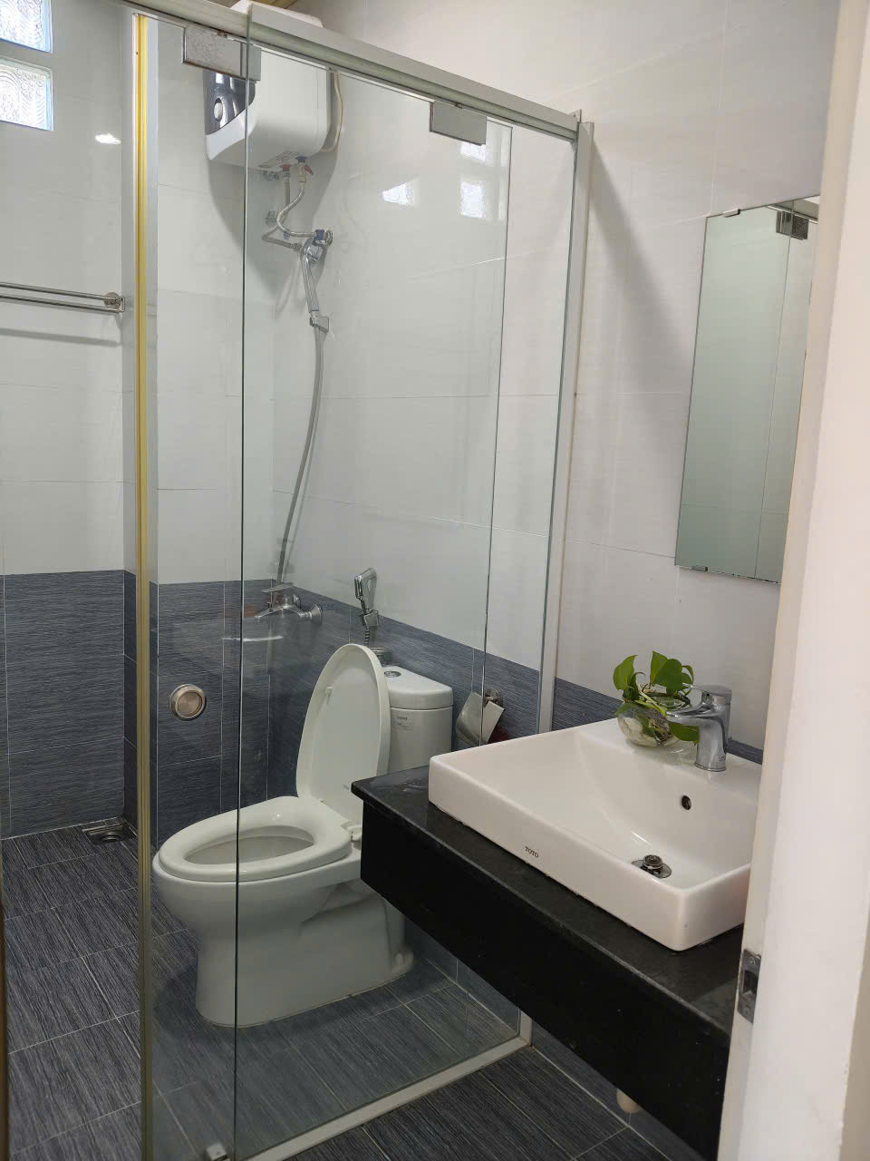 CHO THUÊ CĂN HỘ 30M² CÓ BAN CÔNG – 5 TRIỆU/THÁNG 16024076