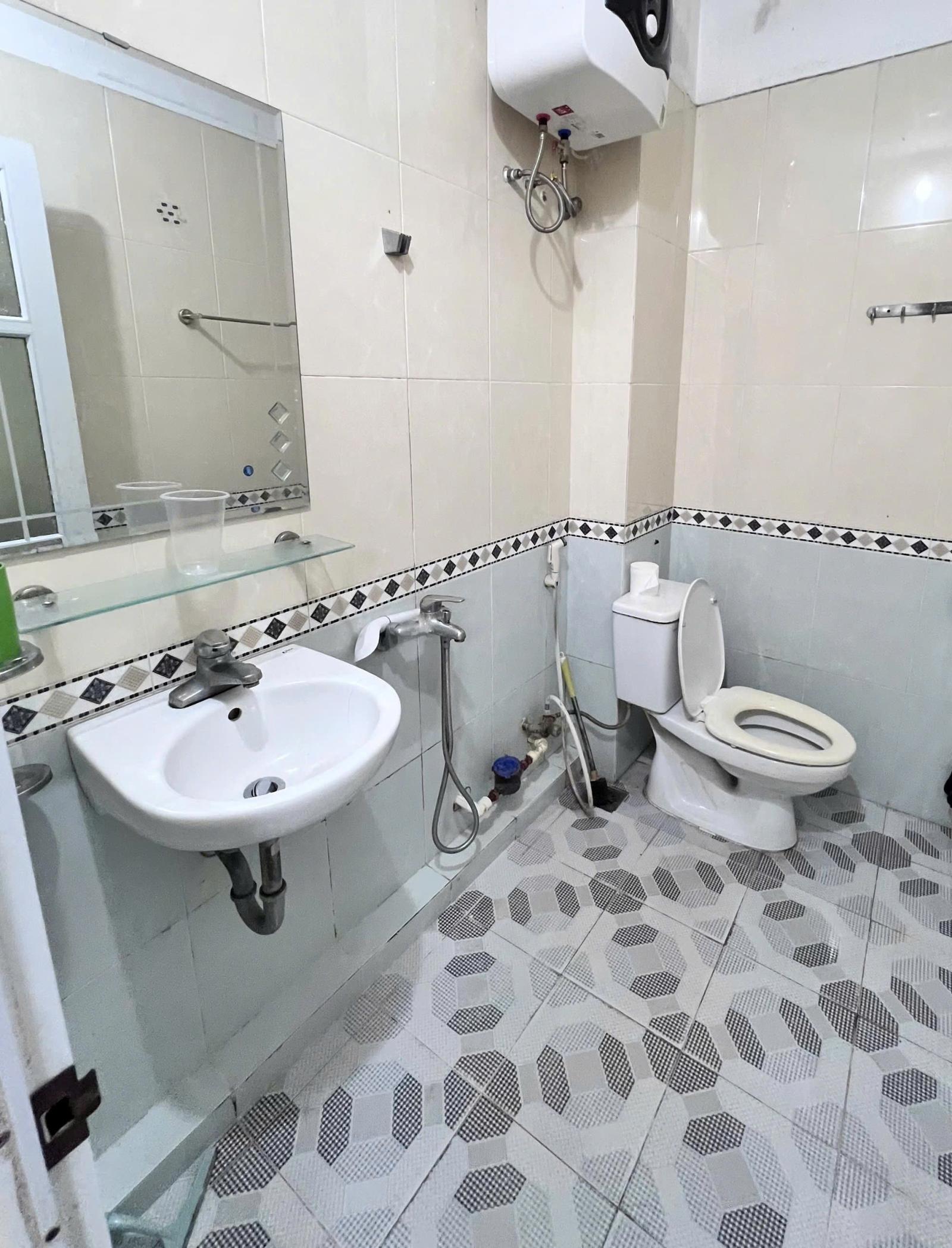 CHO THUÊ PHÒNG KHÉP KÍN 20M2 TẠI NGÕ 67 PHÙNG KHOANG, TRUNG VĂN, NAM TỪ LIÊM, HÀ NỘI 16024170