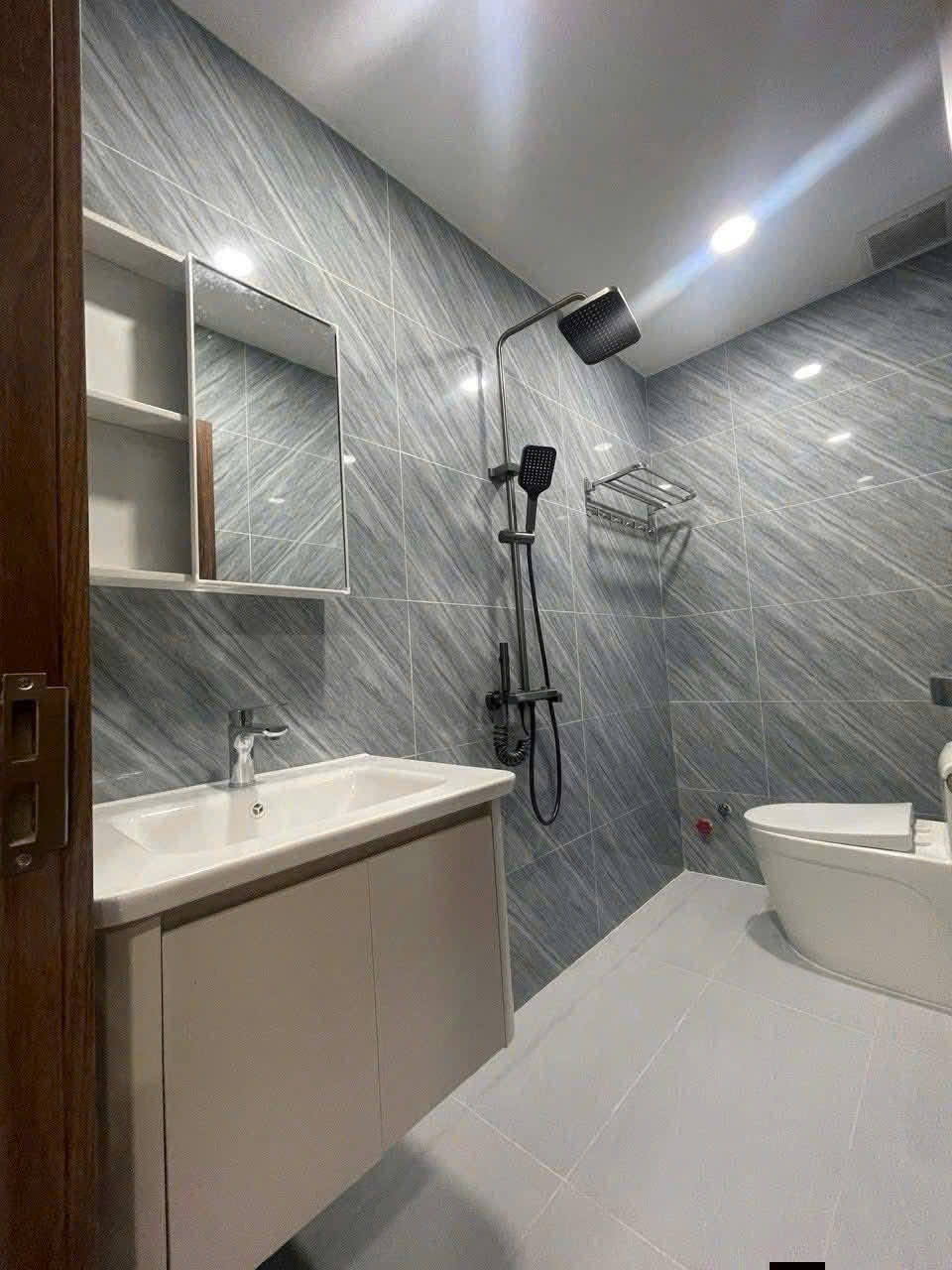 NHÀ HUỲNH THỊ HAI, QUẬN 12 – 92M², 2PN, XE HƠI VÀO NHÀ – 4,29 TỶ! 16024204