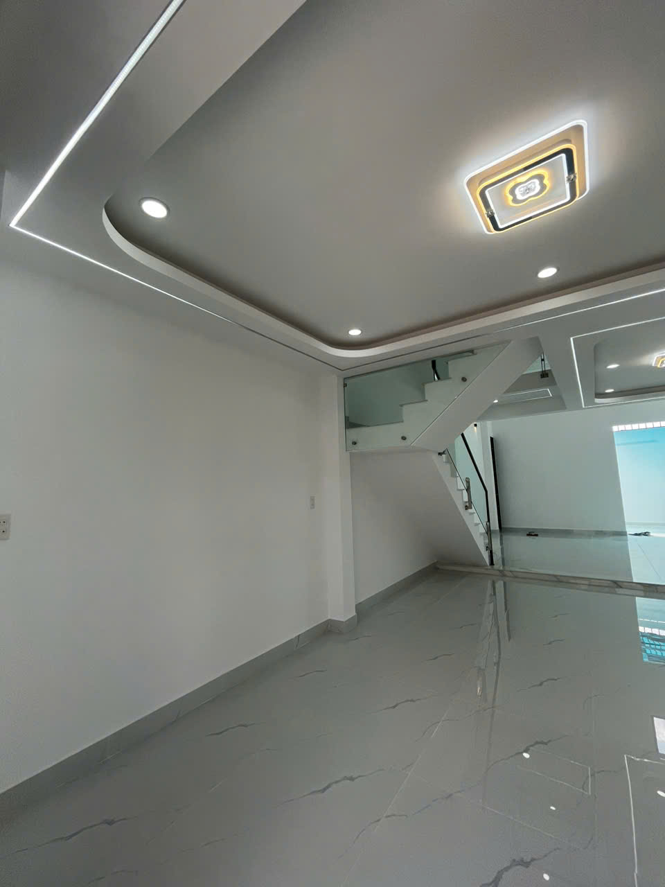 NHÀ MẶT TIỀN NGANG 5M – 231,4M² SÀN – 4PN, 4WC – GIÁ CÒN THƯƠNG LƯỢNG 16024205