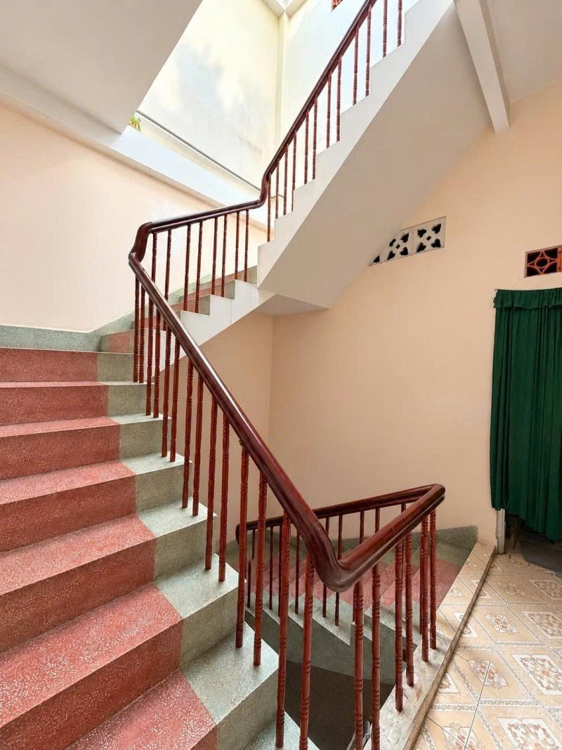 Bán nhà Mặt tiền Cộng Hòa - gần Hoàng Hoa Thám, 4x20m, 1 chủ, Sổ A4, 4 Tầng, 26,5 Tỷ 16024245