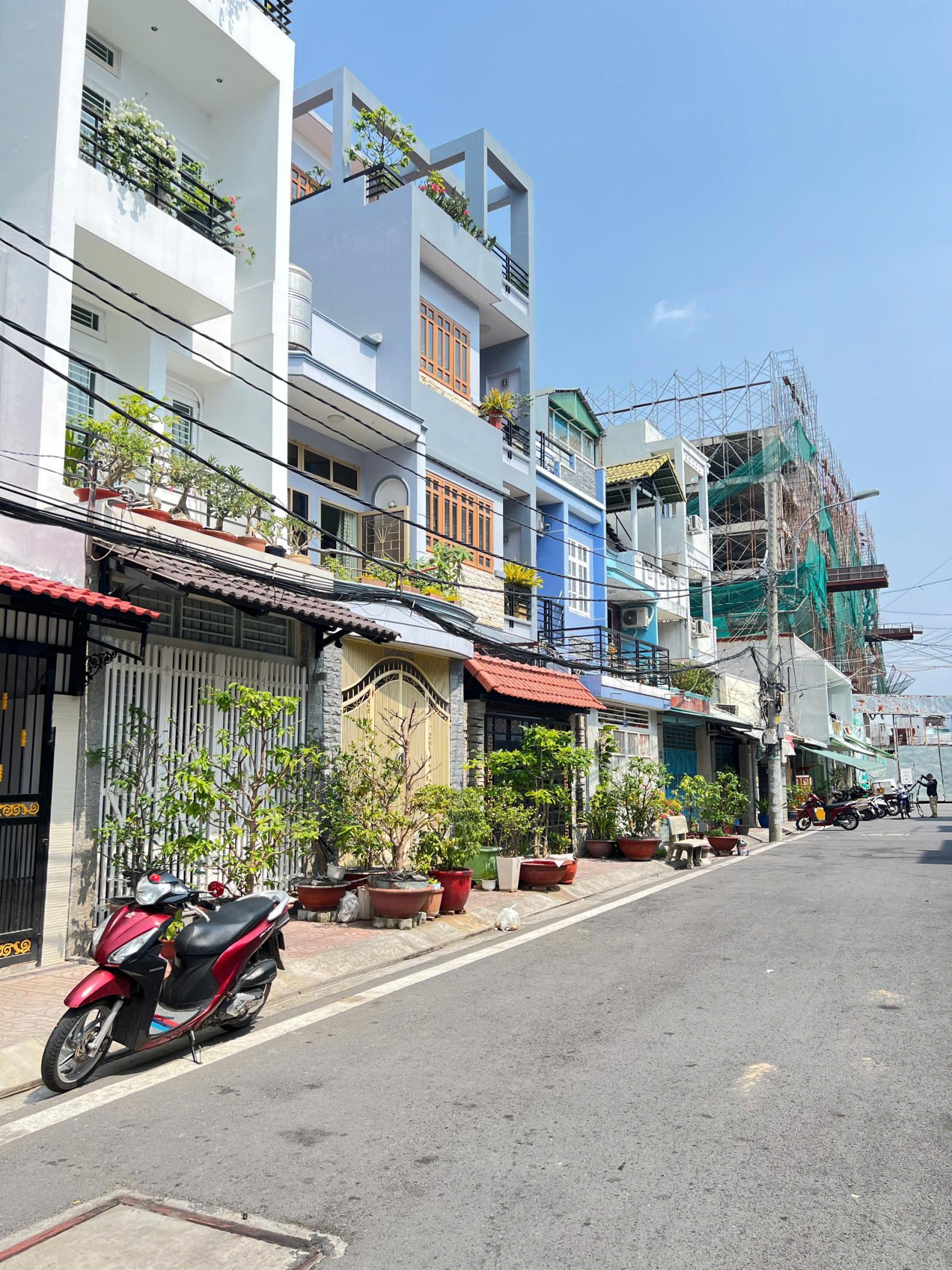 Nhà mới 2 tầng mặt tiền đường số ngay chợ Phạm Thế Hiển P4Q8. Giá: 4.6 tỷ bớt lộc 16024252