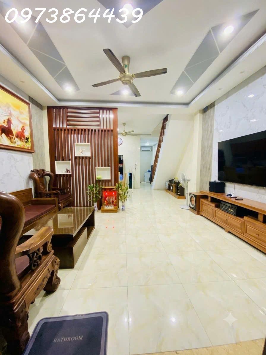 CHỈ 3,55TỶ – NHÀ 3 TẦNG ĐẸP LUNG LINH –6PN -NGANG 5,3M -88M2 -  HẺM 7M, Ô TÔ TRÁNH NHAU-  ĐƯỜNG  16024275
