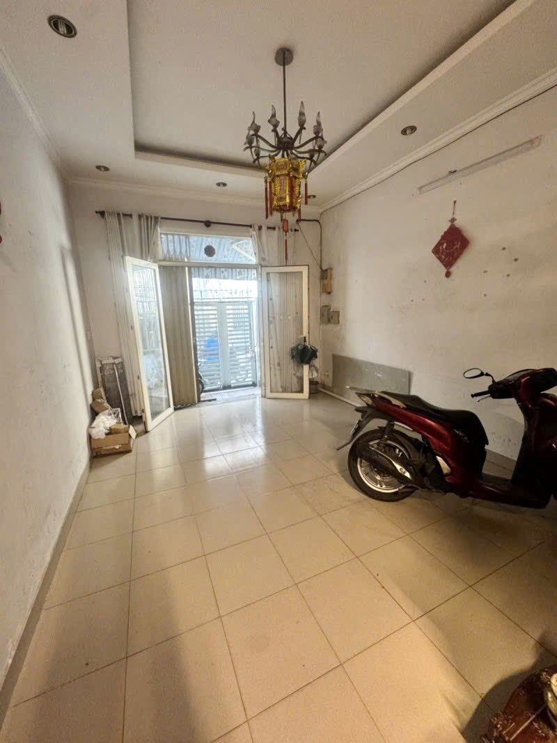 Nhà 83m2 Cao Xuân Dục P12Q8 P.Bình Đông 16024296