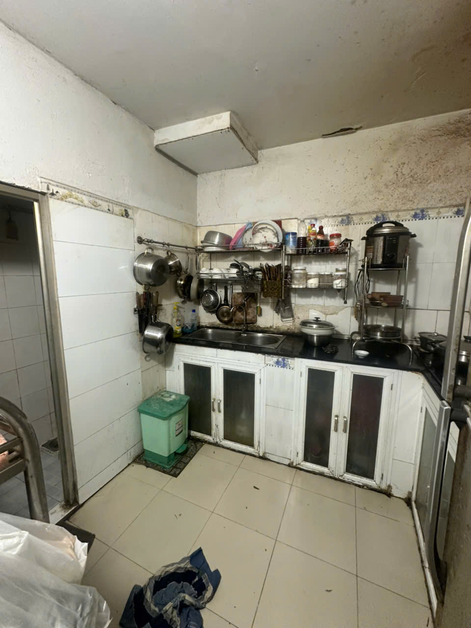 BÁN NHÀ 3 TẦNG QUẬN 6 – 40M², 4 PHÒNG NGỦ – HẺM XE HƠI THÔNG – GIÁ CHỈ 4 TỶ XÍU 16024312