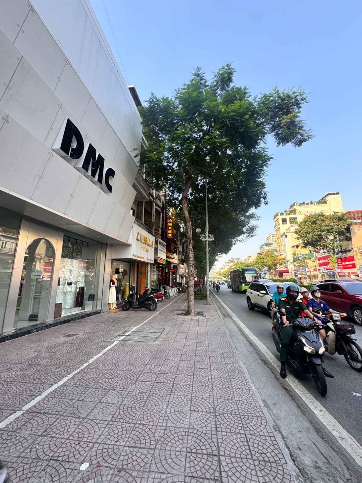 Nguyễn Văn Cừ mặt phố kinh doanh đỉnh 86 tỷ,sổ đỏ vỉa hè 16024360