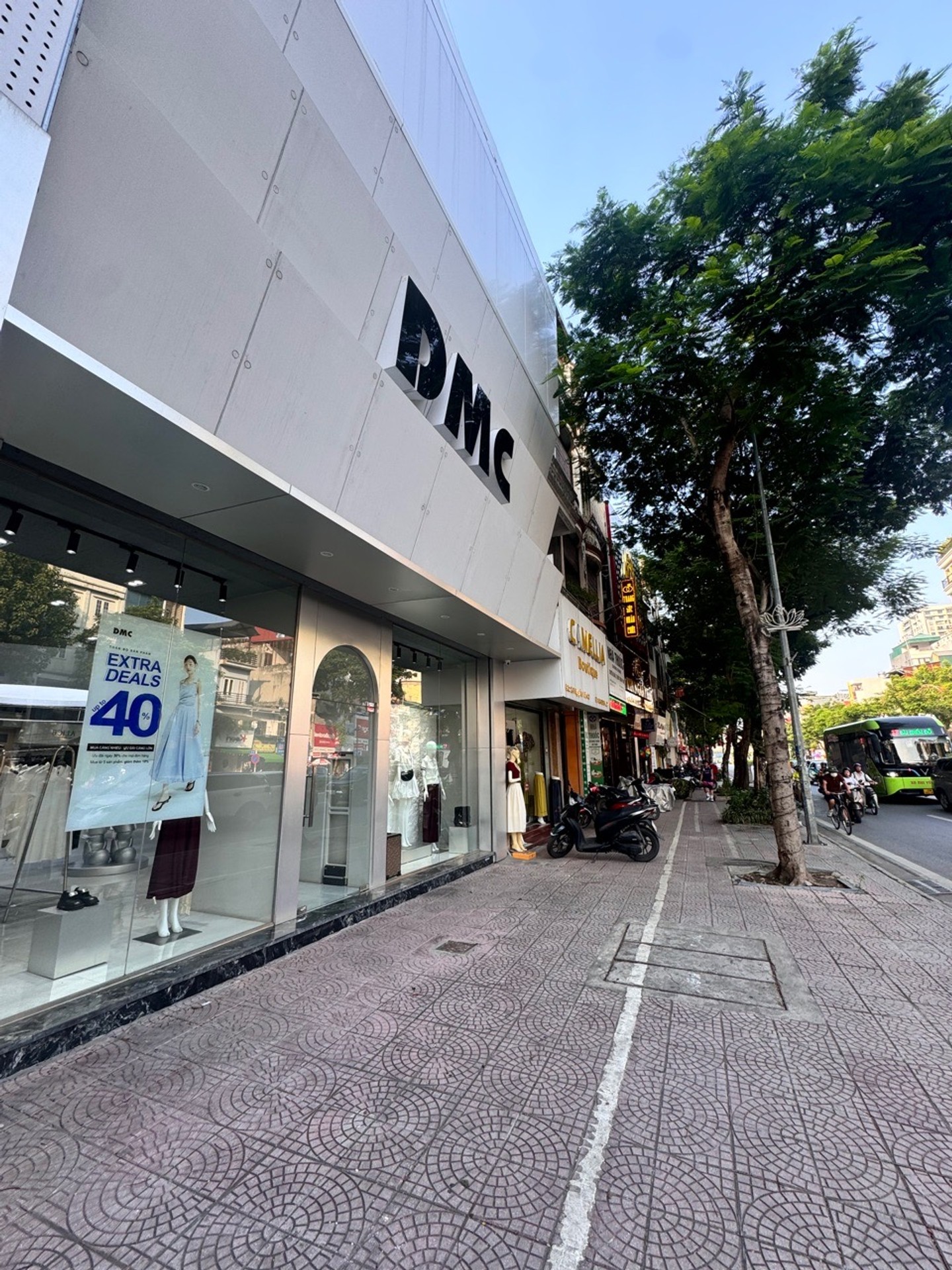 Nguyễn Văn Cừ mặt phố kinh doanh đỉnh 86 tỷ,sổ đỏ vỉa hè 16024365