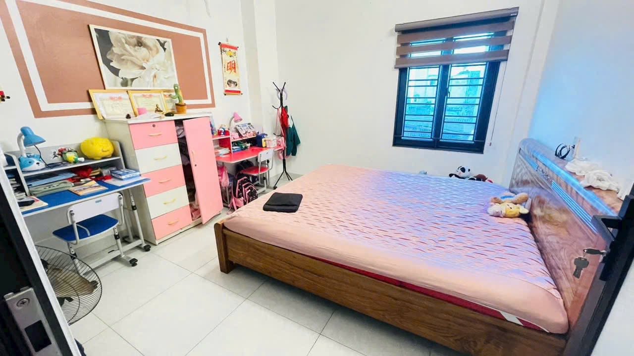 Bán nhà 3 tầng ngõ đường Điện Biên Phủ, ph Cẩm Thượng, TP HD, 44.4m2, 3 ngủ, 2 vs, 2.4x tỷ 16024374