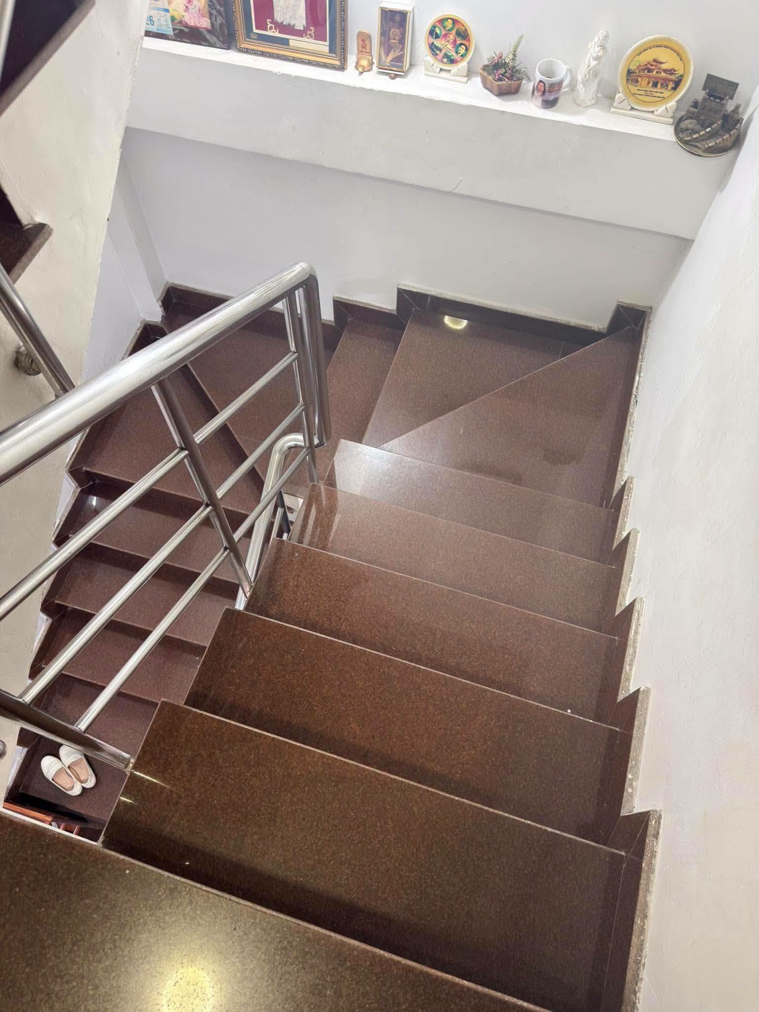 LẠC LONG QUÂN, TÂN BÌNH – NHÀ 5 TẦNG – 46M² – CÓ DÒNG TIỀN 16TR/THÁNG 16024382