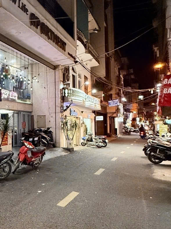 MẶT PHỐ HOÀNG CẦU - Đông Các - Ô Chợ Dừa -  Đống Đa diện tích 98 m 5 tầng ô tô kinh doanh sầm uất 16024400