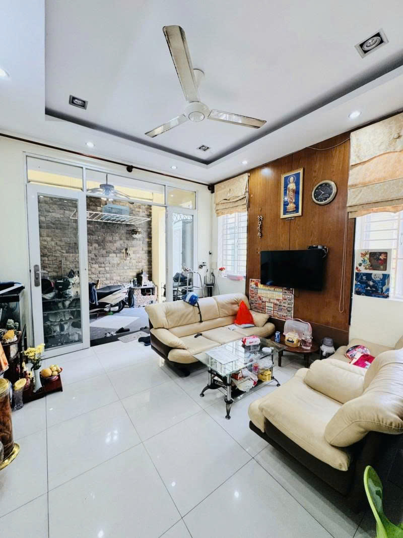Bán nhà HXH 5m Tân Sơn Nhì - gần ngã tư Gò Dầu, 4x13,5m, 3 tầng - 4PN, chỉ 7.8 tỷ. 16024435