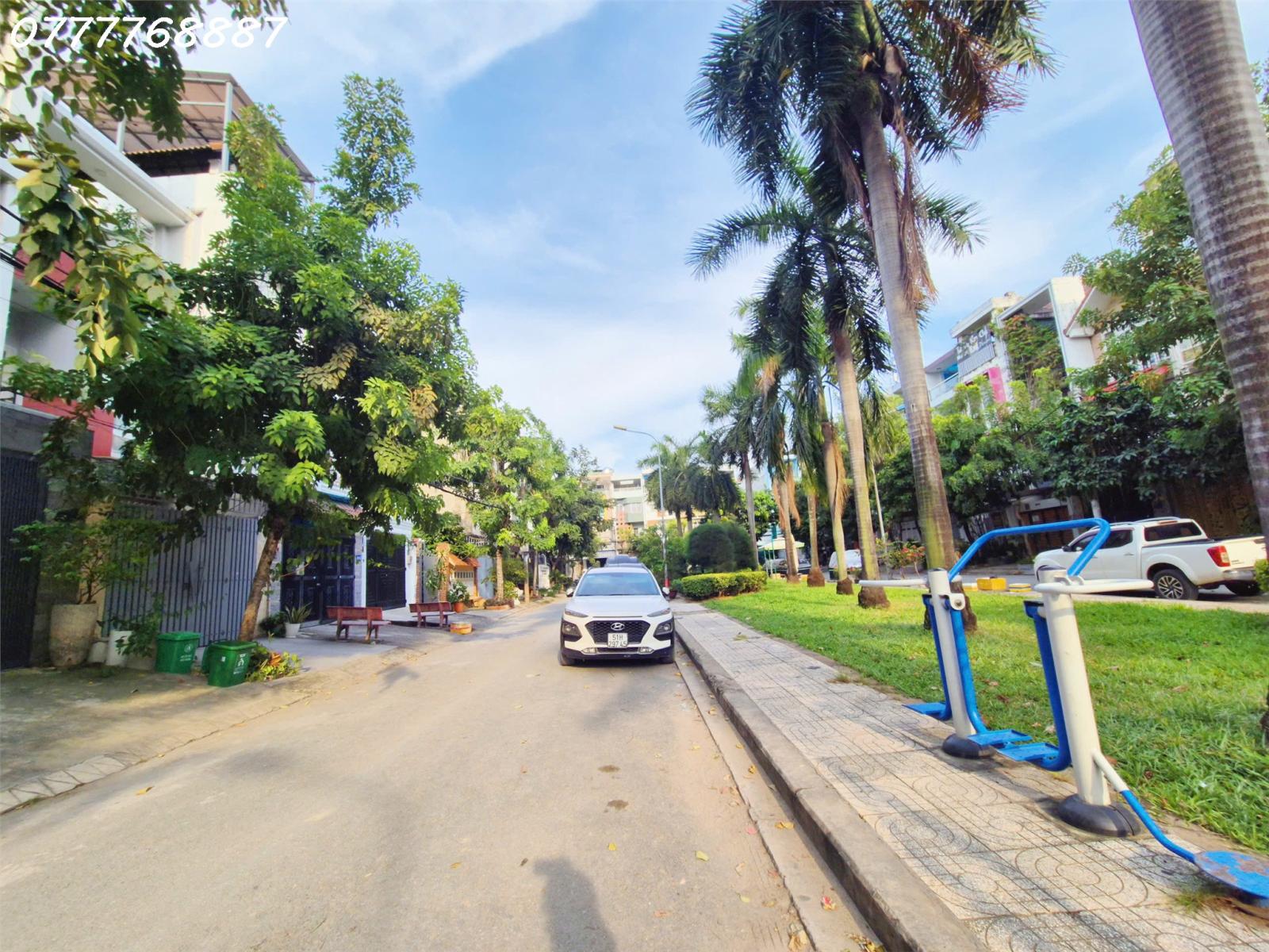ngộp bank bán đất tặng BT 2 tầng, đường đôi có CV trước nhà, khu vip dân trí cao chỉ 130tr/m2 16024550