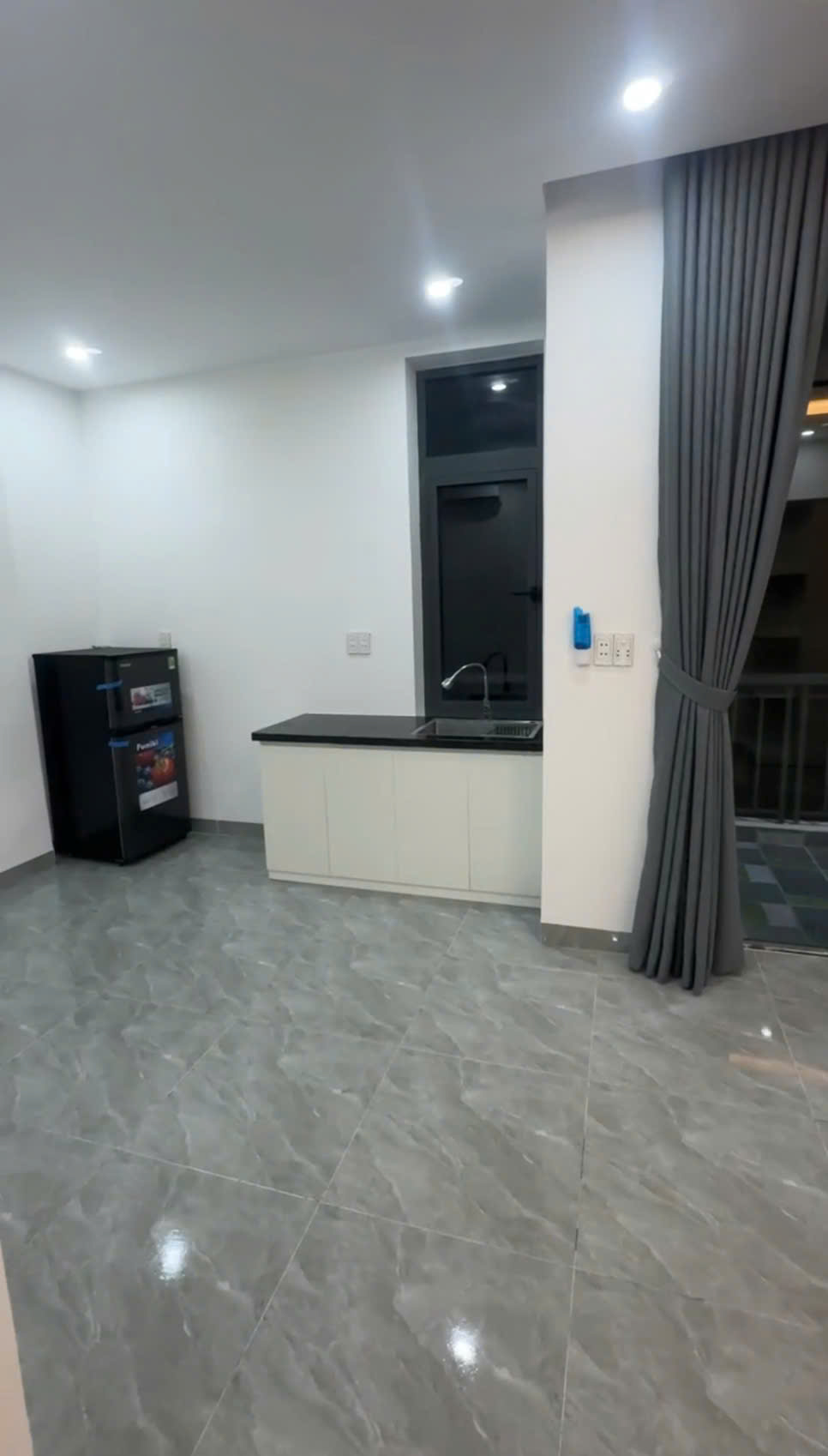 CHÍNH CHỦ CHO THUÊ STUDIO  – FULL NỘI THẤT – BAN CÔNG RIÊNG – ECO CHARM ĐÀ NẴNG 16024639