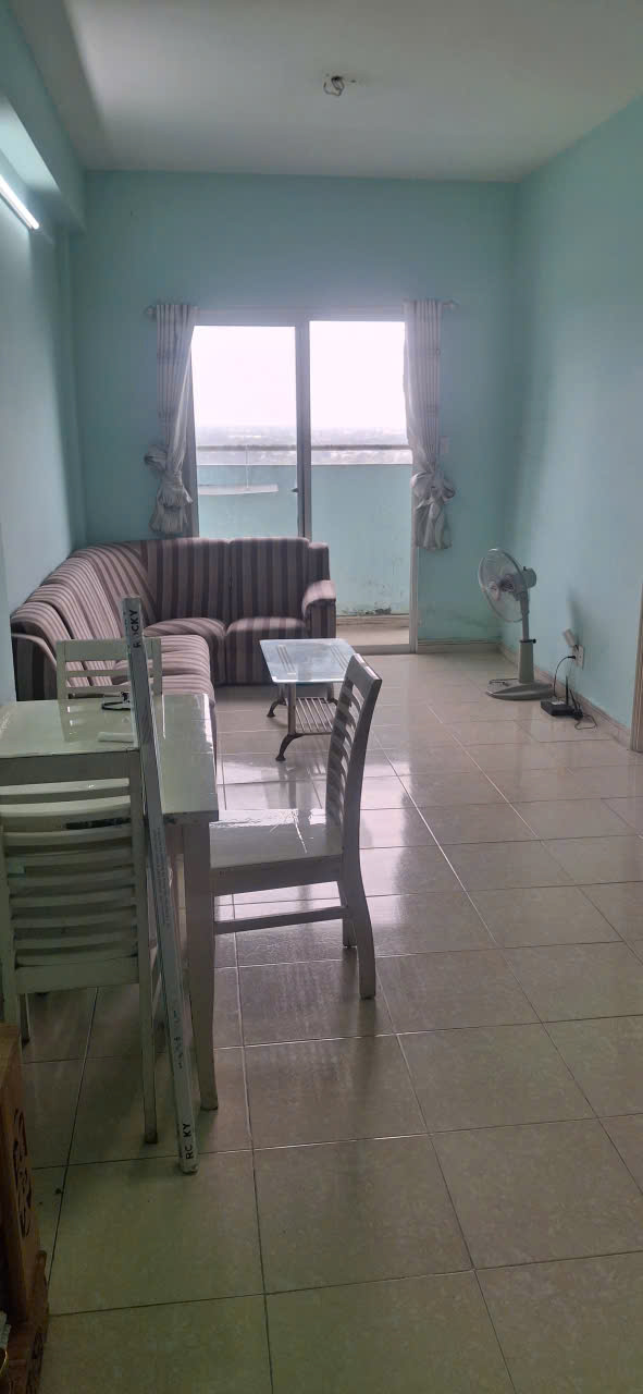 Cho thuê CC HQC Plaza, Nguyễn Văn Linh, 4,5 triệu, 62m2, 2PN, 2WC, nội thất như hình 16024667