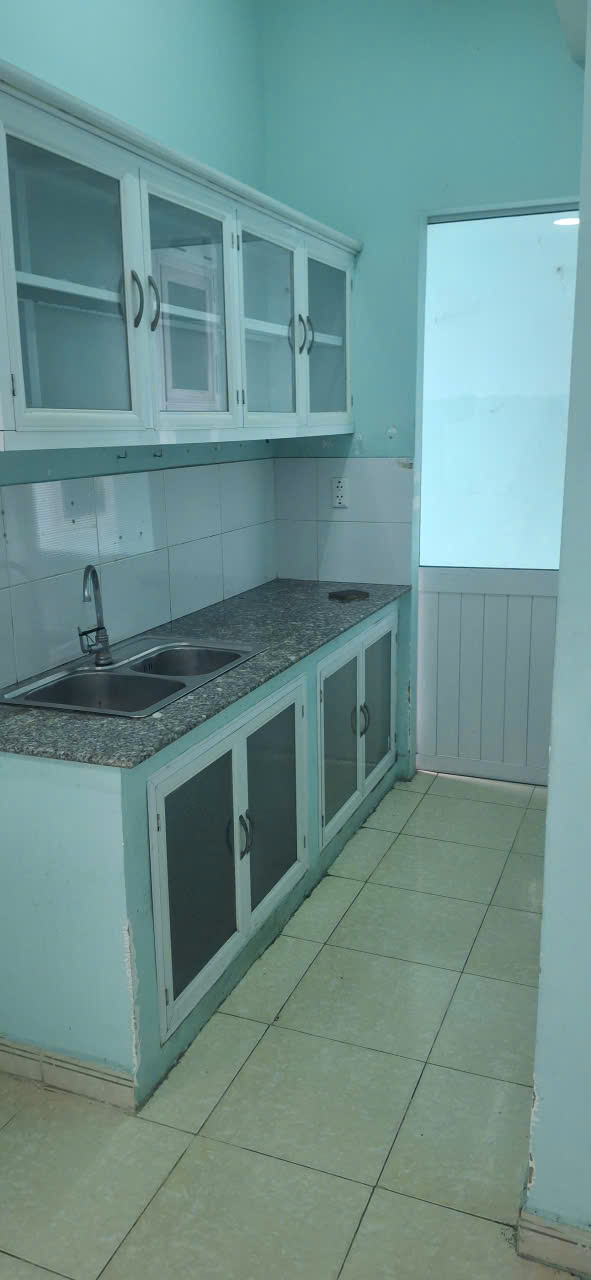 Cho thuê CC HQC Plaza, Nguyễn Văn Linh, 4,5 triệu, 62m2, 2PN, 2WC, nội thất như hình 16024667