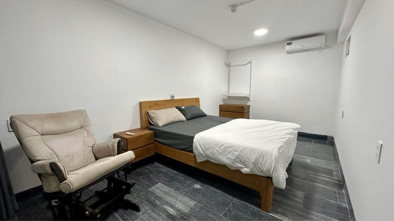 BÁN TOÀ CĂN HỘ 5 TẦNG, ĐƯỜNG NGUYỄN VĂN THOẠI , DÒNG TIỀN 70-80 TRIỆU 1 THÁNG , 16024668