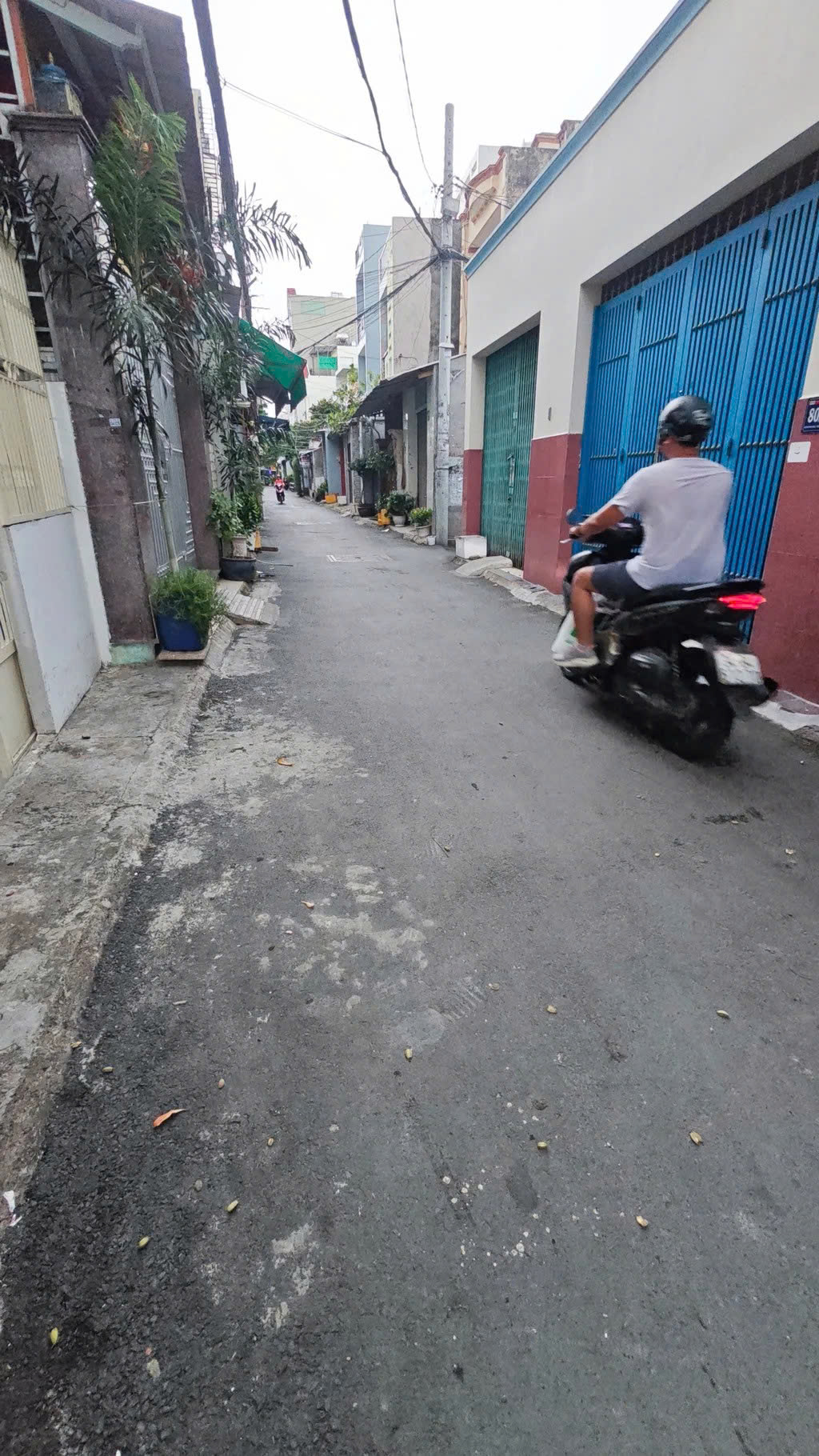 Nhà mới đẹp giá chỉ 4,1 tỷ tại Tân Bình - 30m2, 2 tầng, tặng full nội thất, hẻm vài bước ra phố lớn 16024681