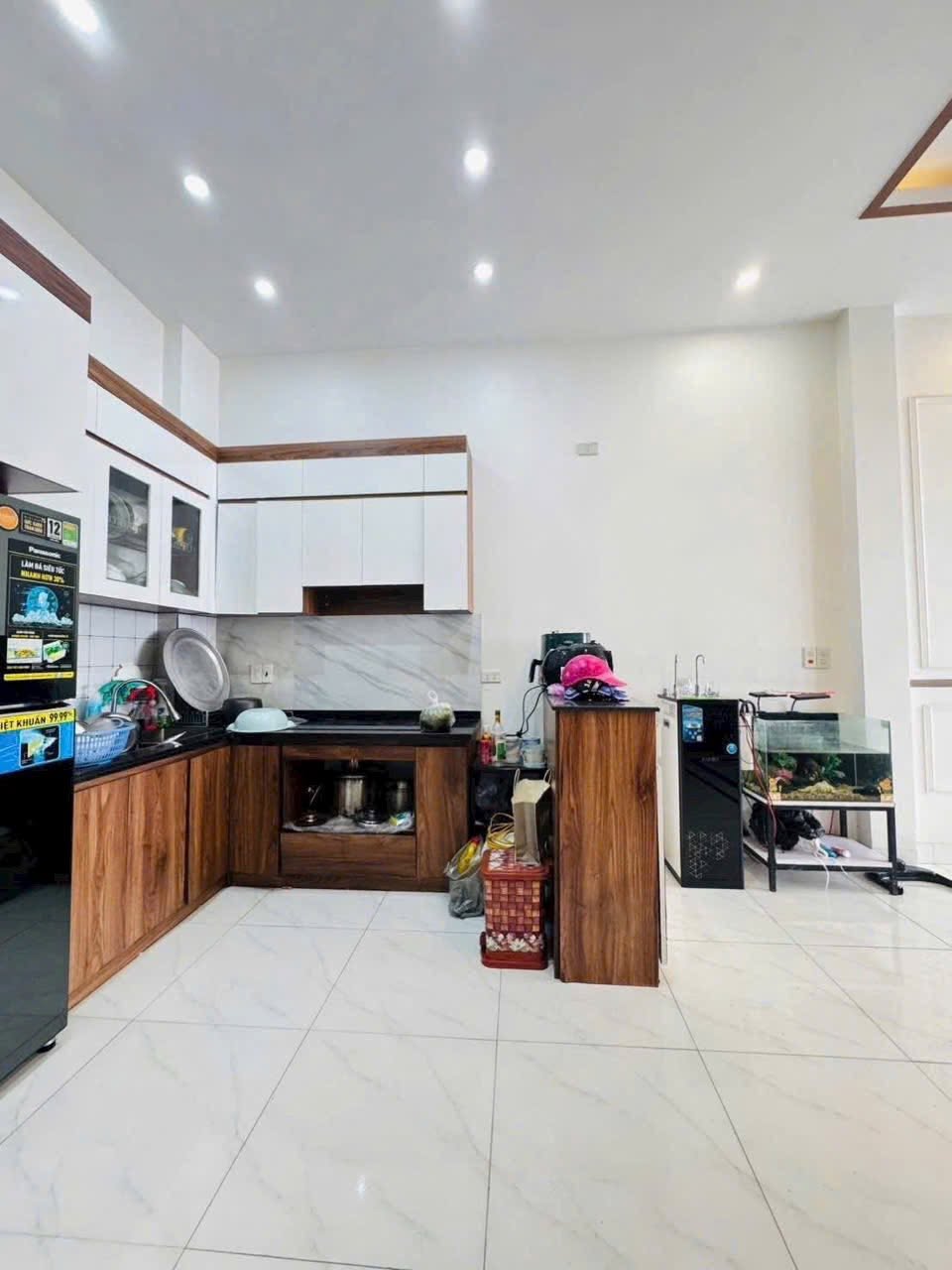 Bán nhà 3 tầng ngõ phố Nguyễn Chí Thanh, ph Tân Bình, TP HD, 45m2, mt 5m, 3 ngủ, 2.x tỷ 16024710