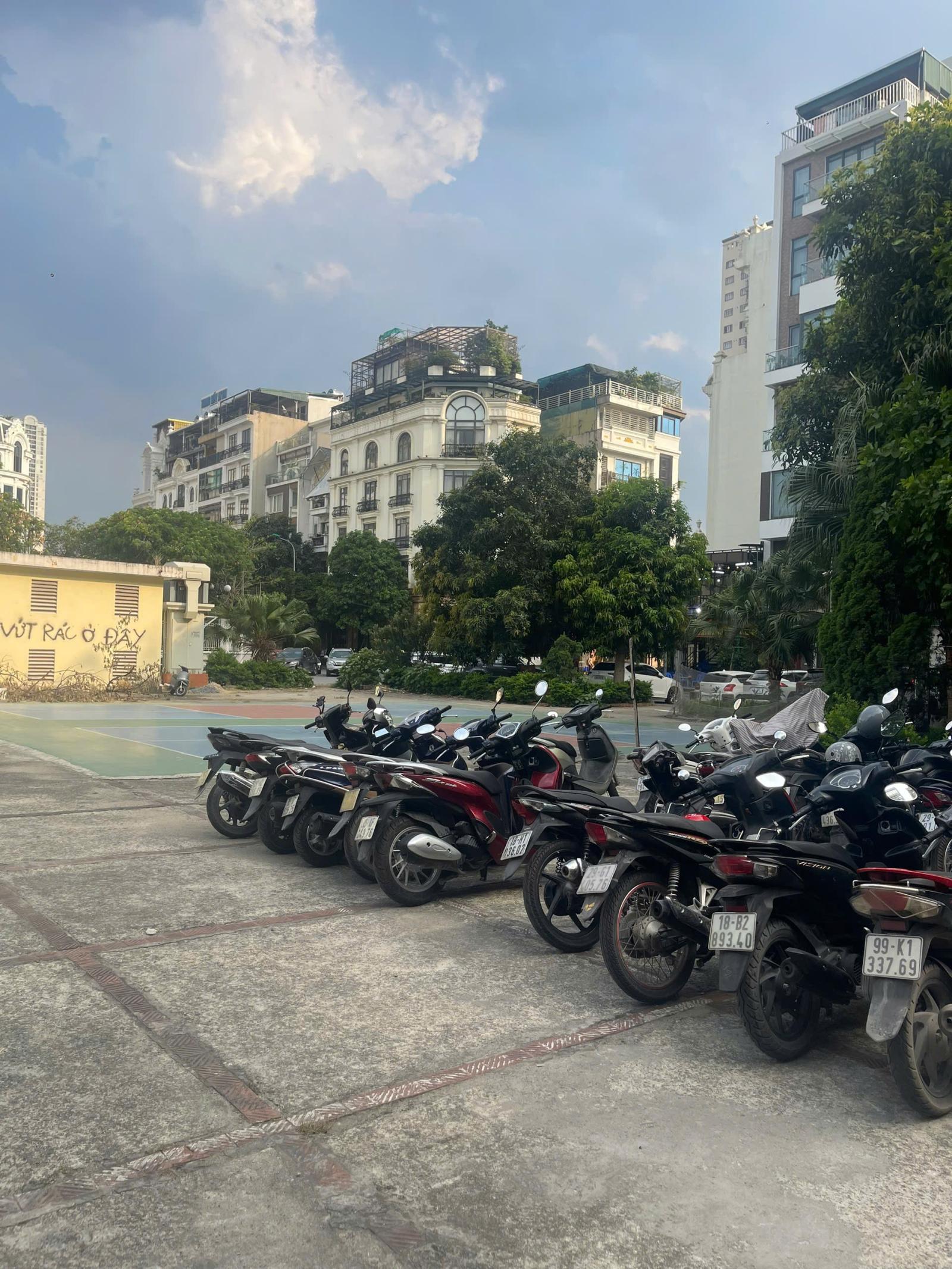 Cho thuê toà nhà 8,5 tầng Nguyễn Quốc Trị 100m2 mt 6,5m. Giá 119 tr/ tháng 16024810