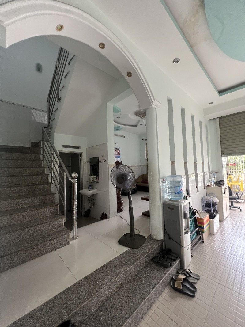 Bán nhà 79m2, 2 tầng,  đường Số 4, Linh Chiểu, Thủ Đức. TP HCM. Giá 5,39  tỷ, Sổ hồng riêng. 16024961