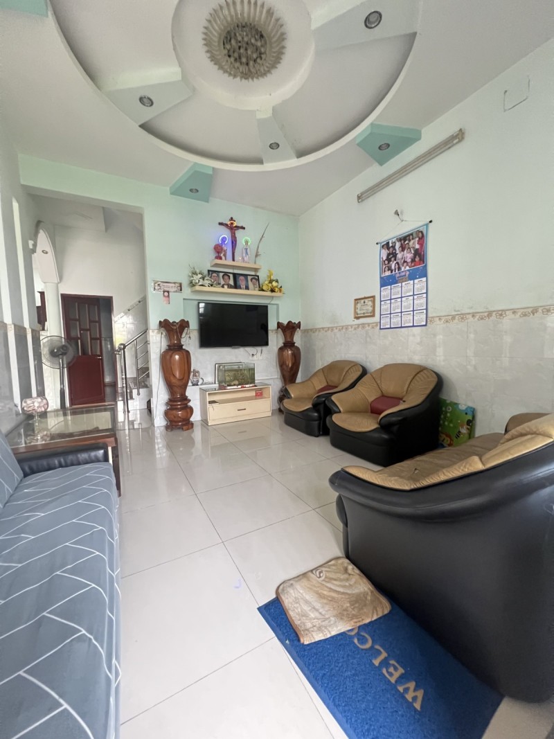 Bán nhà 79m2, 2 tầng,  đường Số 4, Linh Chiểu, Thủ Đức. TP HCM. Giá 5,39  tỷ, Sổ hồng riêng. 16024961