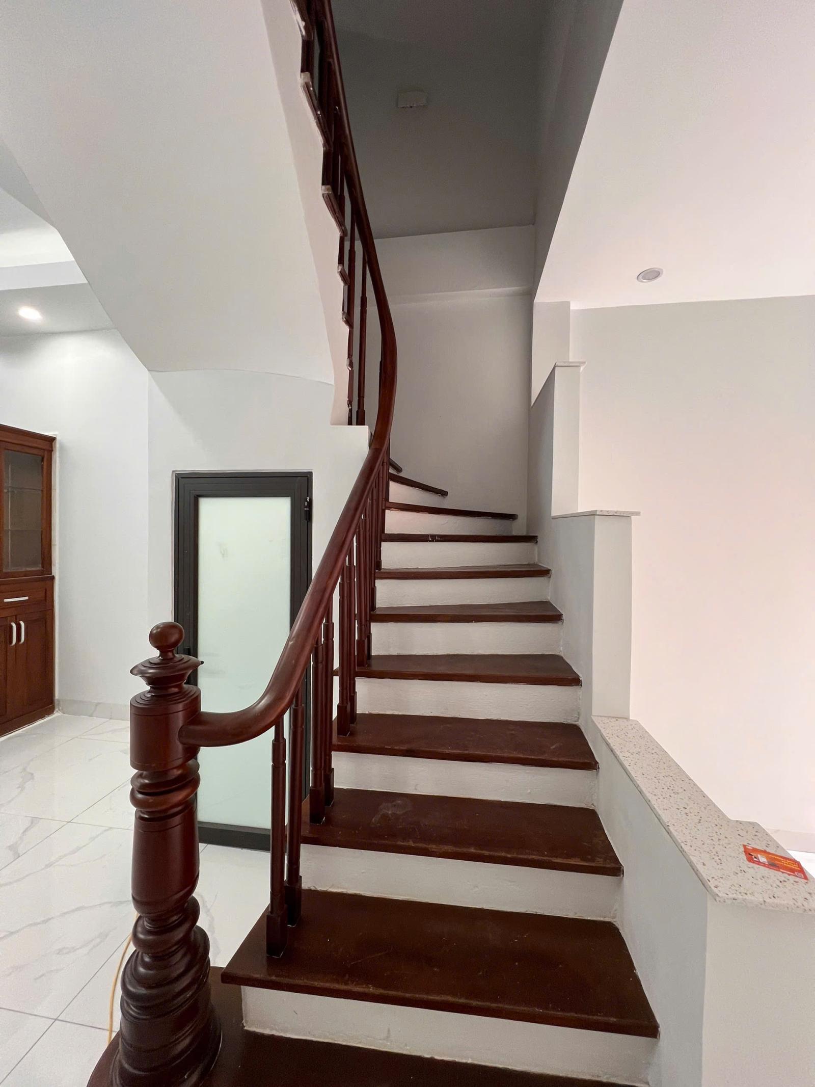 Bán nhà đẹp Phúc lợi- Dân Xây- Ngõ Nông- thông-oto- 50m 5 tầng hơn 7 tỷ(TL) 16024968