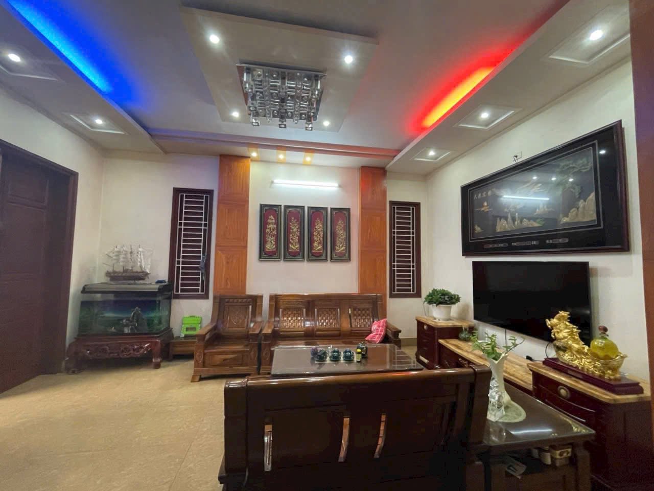 Bán nhà mặt chợ Thanh Bình, ph Thanh Bình, TP HD, 90m2, mt 9m, 3 tầng, 3 ngủ, KD tốt 16024995