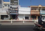 Cho thuê mặt bằng đường 30/4 VT nhà kính sạch sẽ cạnh chợ