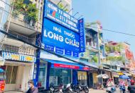 Cho thuê mặt tiền ngang 20m Nguyễn Cửu Vân giáp quận 1
