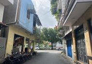 SÁT BÊN TRƯỜNG SA - XE HƠI NGỦ TRONG NHÀ - 58M2